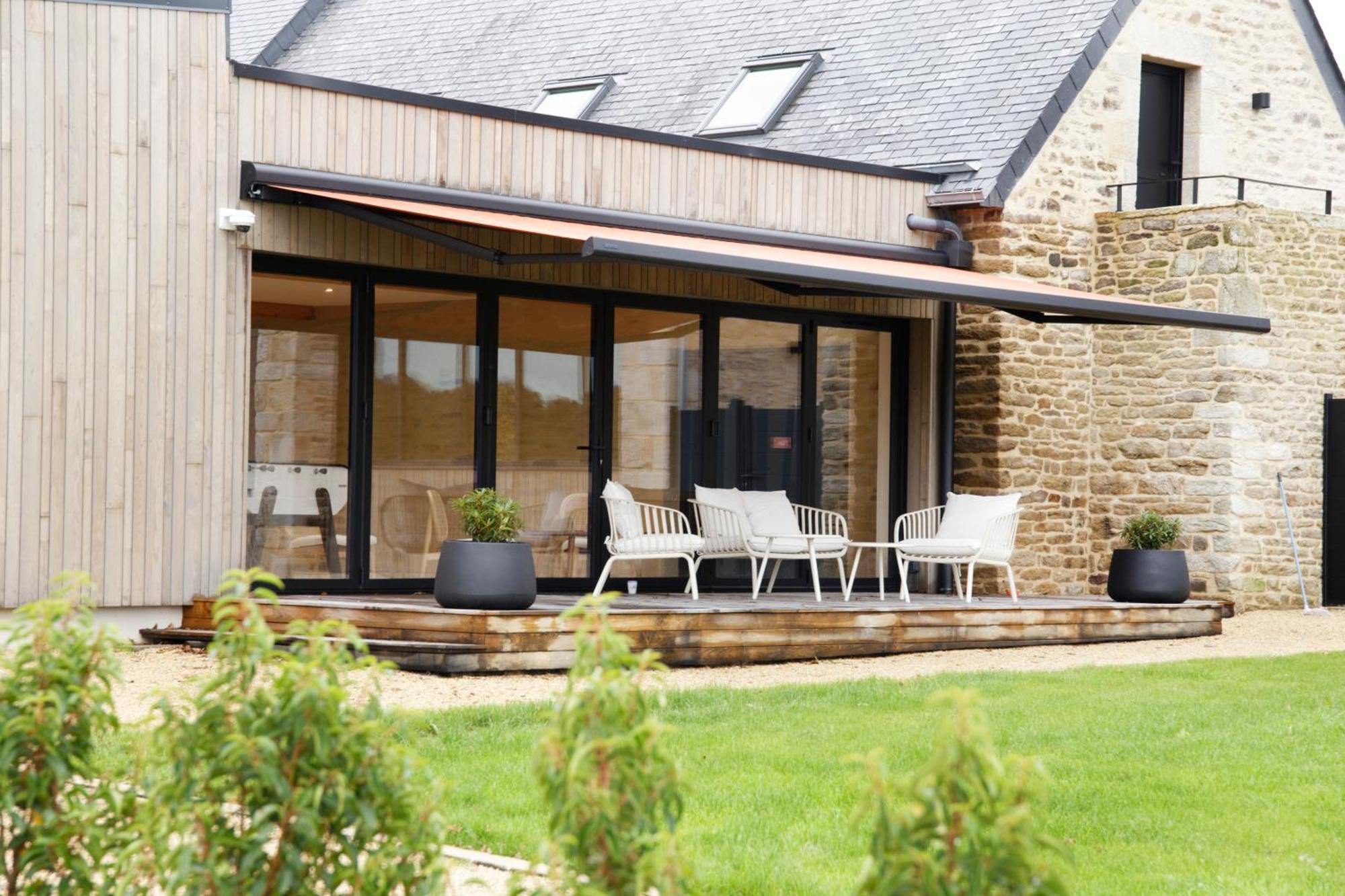 Le Domaine De Soani - Piscine Interieure, Jacuzzis & Sauna Saint-Évarzec Exterior foto