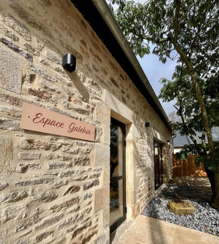 Le Domaine De Soani - Piscine Interieure, Jacuzzis & Sauna Saint-Évarzec Exterior foto