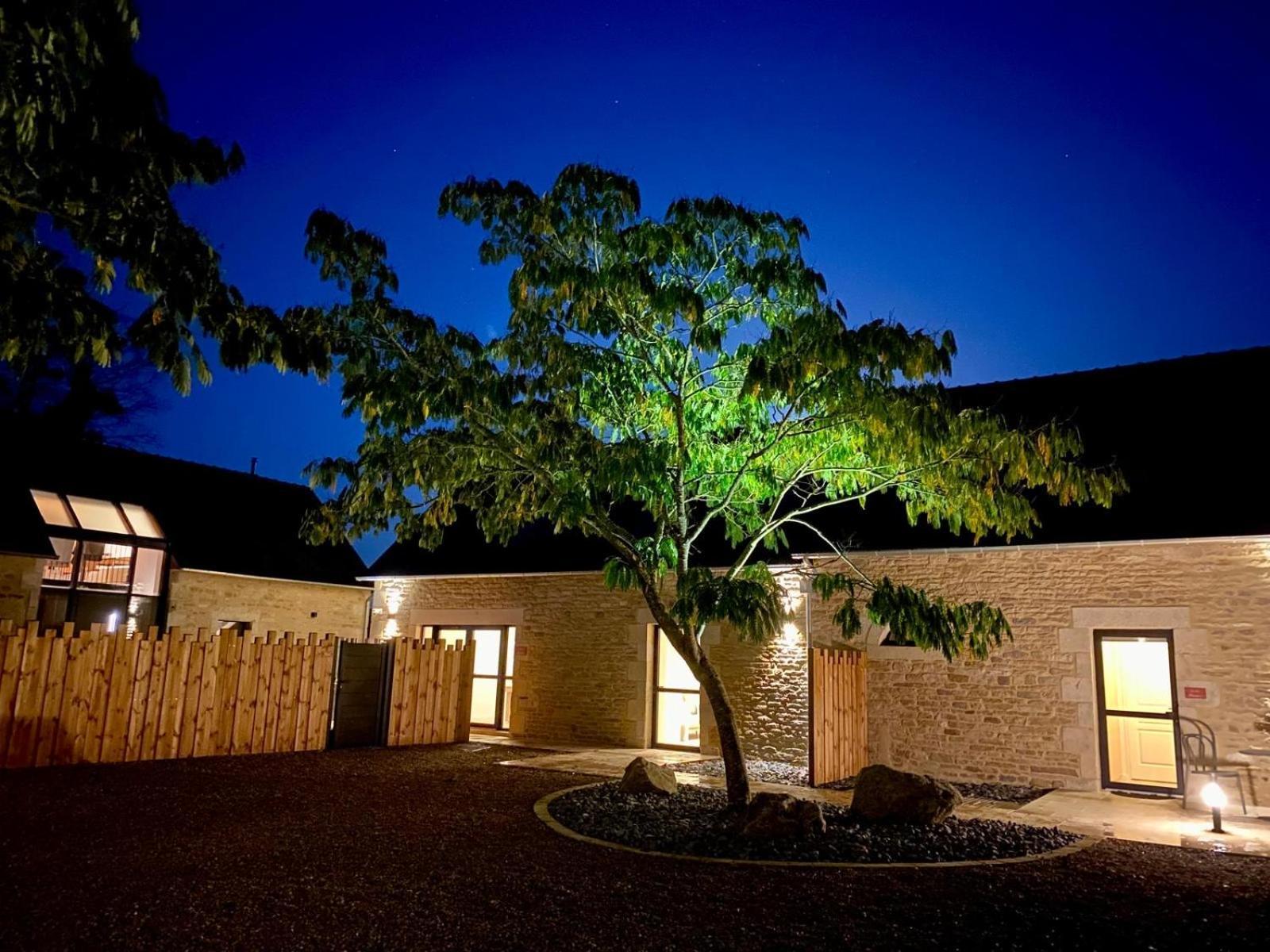 Le Domaine De Soani - Piscine Interieure, Jacuzzis & Sauna Saint-Évarzec Exterior foto