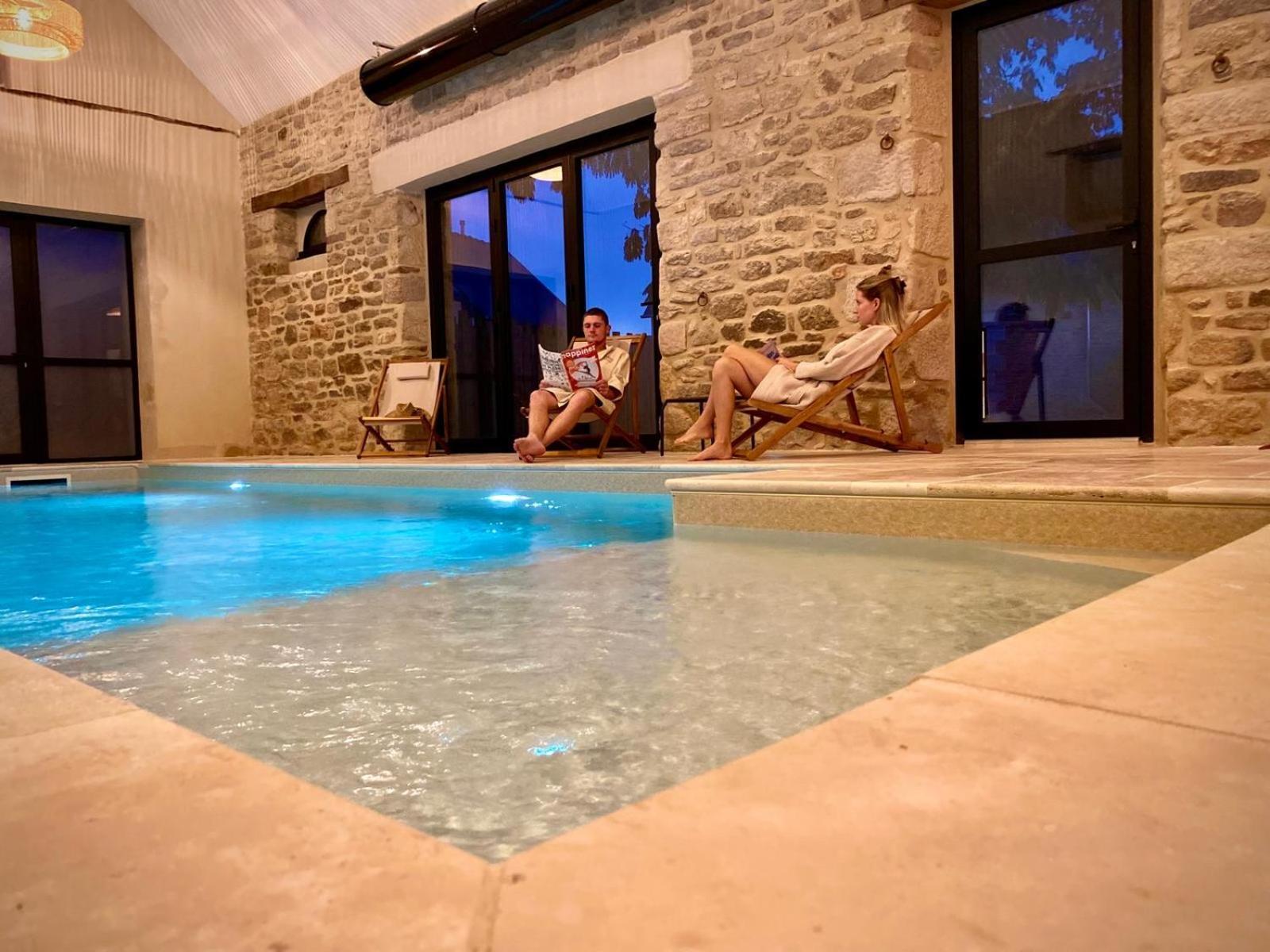 Le Domaine De Soani - Piscine Interieure, Jacuzzis & Sauna Saint-Évarzec Exterior foto